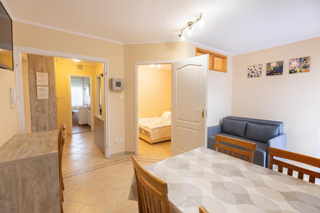 Hajdúszoboszló Marta Apartman מראה חיצוני תמונה