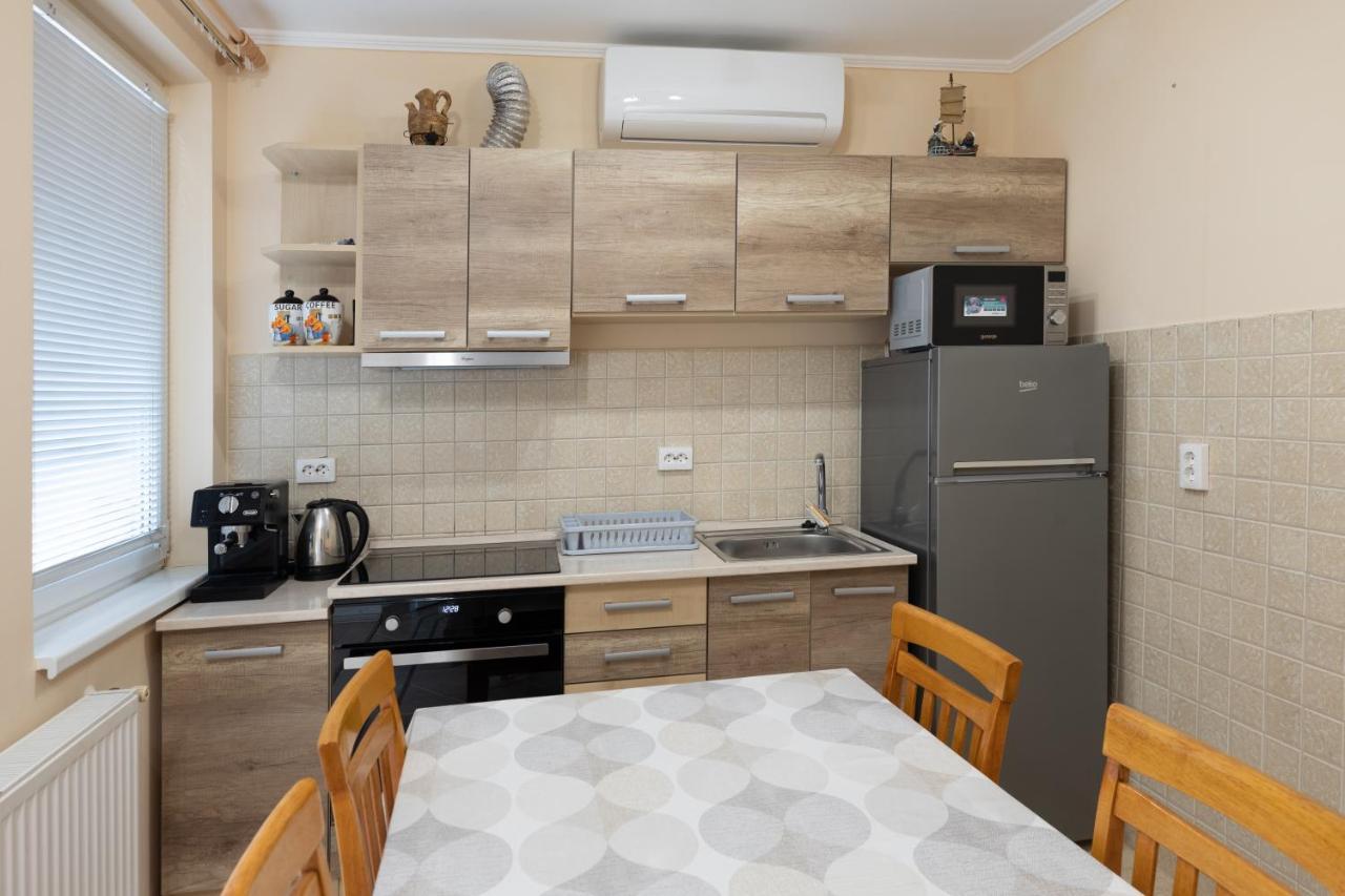 Hajdúszoboszló Marta Apartman מראה חיצוני תמונה