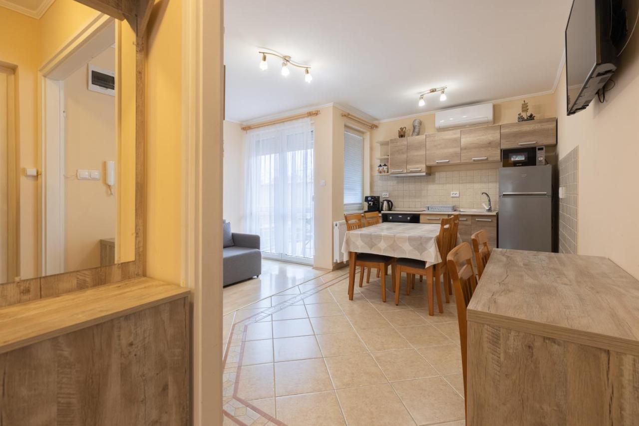 Hajdúszoboszló Marta Apartman מראה חיצוני תמונה