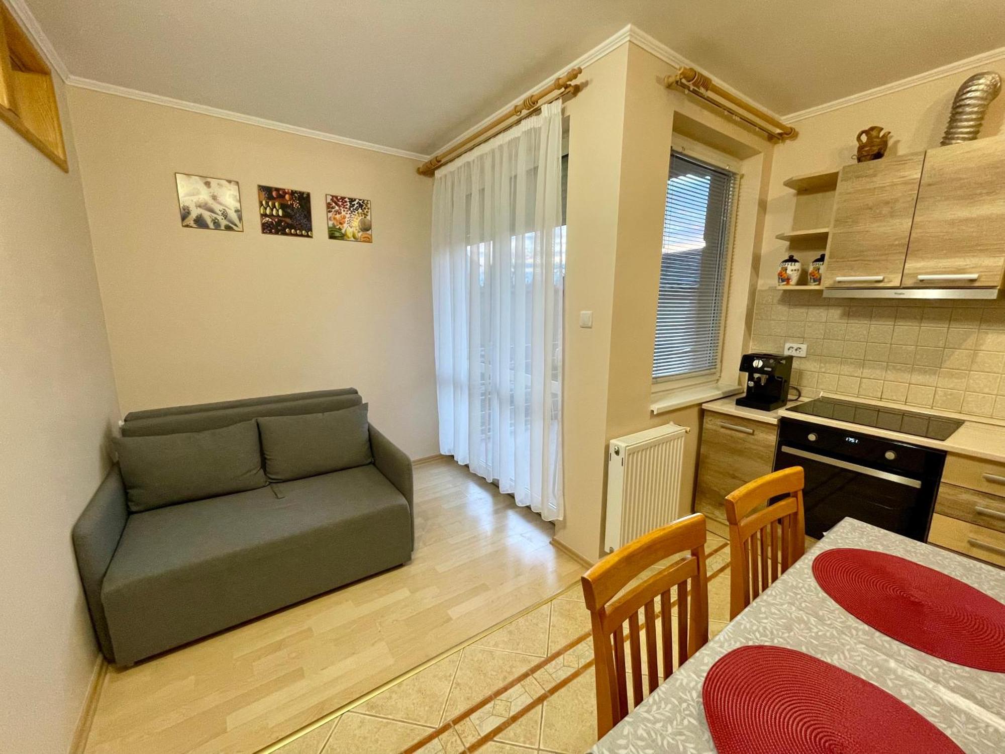 Hajdúszoboszló Marta Apartman מראה חיצוני תמונה